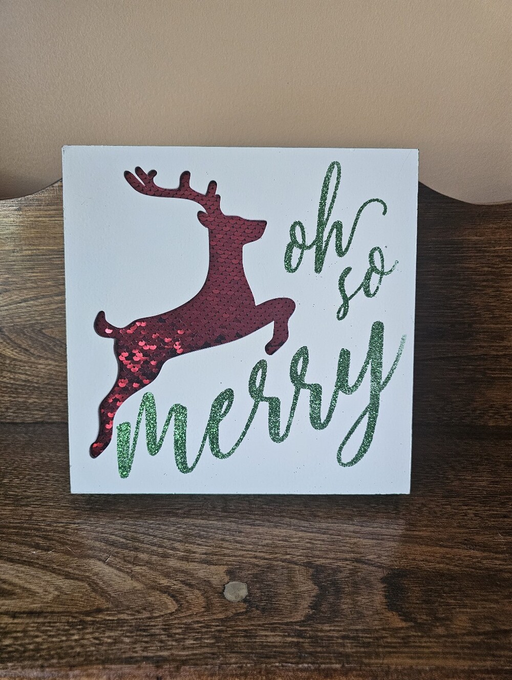 CHRISTMAS Oh So Merry Red Sequin Reindeer Wall Sign - Holiday Home Decor